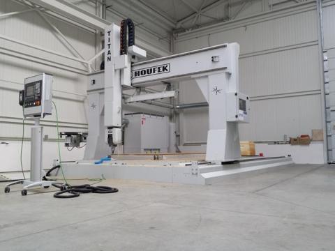 Houfek CNC Titan bij kamp.nl